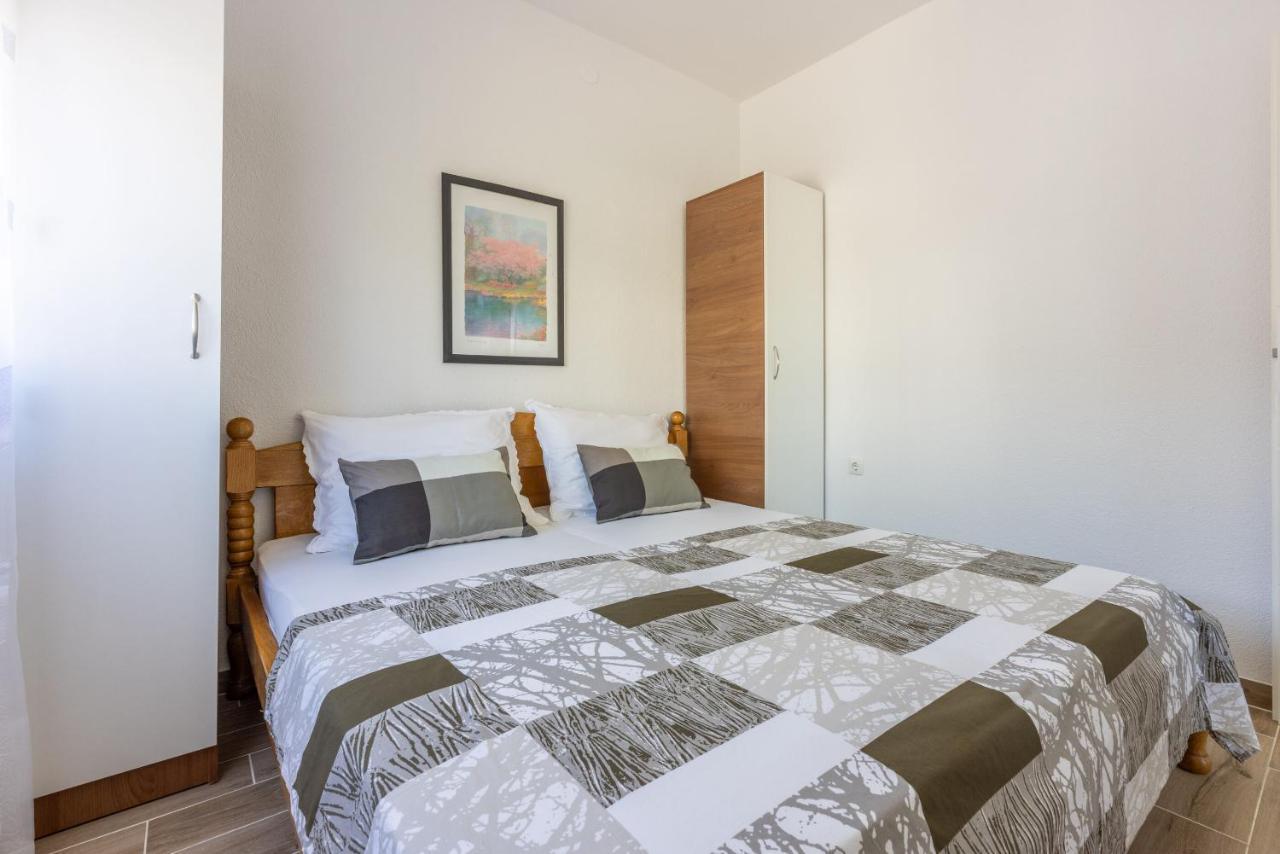 Apartments Pera Selce Exterior foto
